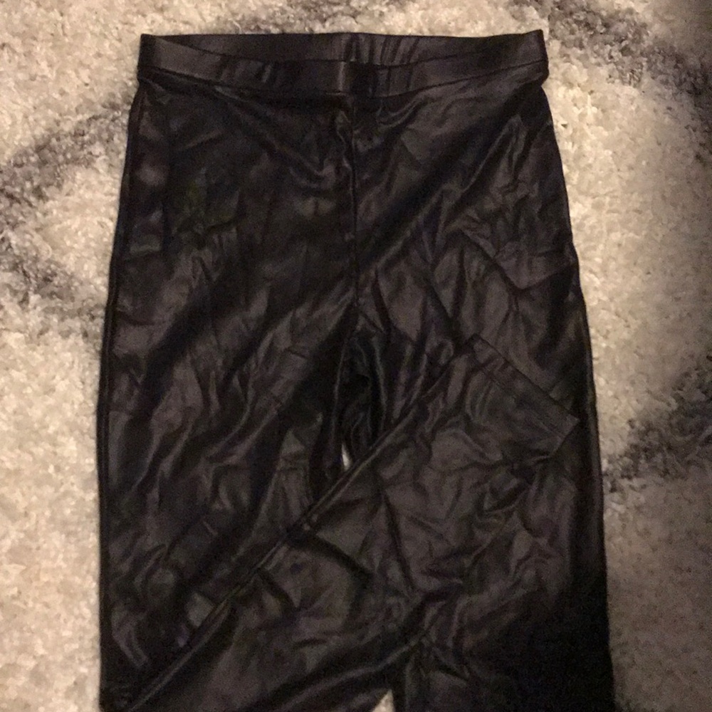 Pleather stretchy leggings